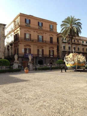 Prince Asmundo's apartment
